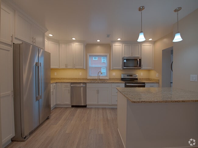 Building Photo - 43 E Bald Eagle St Unit APT 2