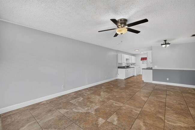 Photo - 3/2 Condo in Tavares Ridge w/ Community Pool!