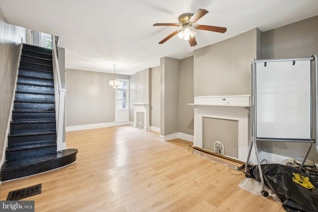 Building Photo - 518 N Wanamaker St Rental