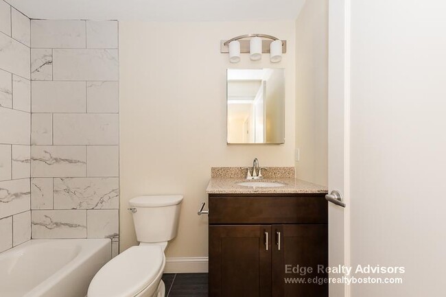 Photo - 207 Arlington St Apartments Unit 1