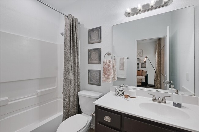Photo - 13110 Englemann Dr