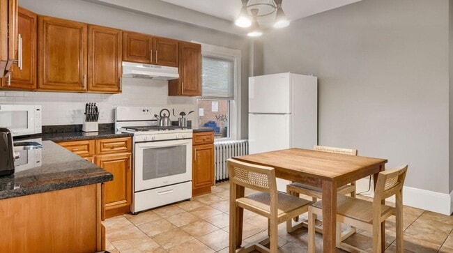 Photo - 23 Alcott St