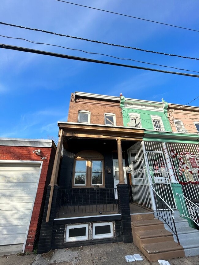 Building Photo - 409 Winslow St