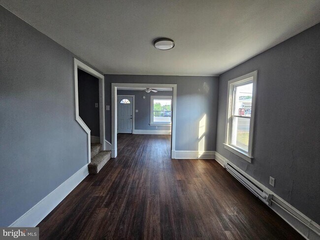 Photo - 917 N Queen St