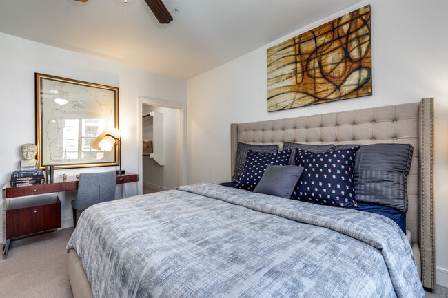 Photo - The Armstrong at Knox