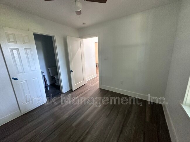 Photo - 102 7th St SW Unidad 3