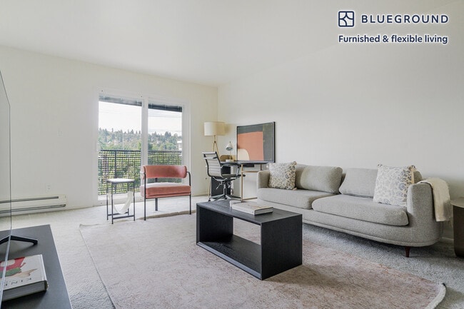 Building Photo - 2850 15th Ave W Unit FL2-ID900 Rental