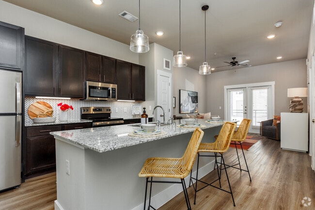 1HAB, 1BA - 816SF | A3
