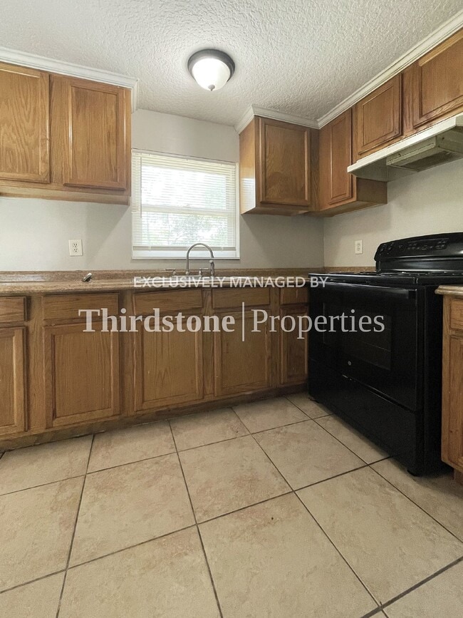 Photo - 2912 W 15th St