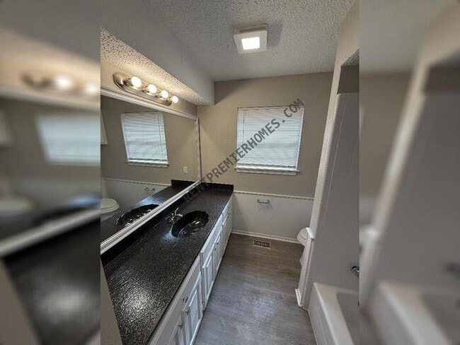 Photo - 10123 E 26th Pl