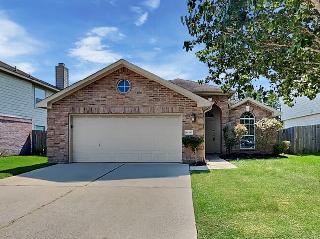 Building Photo - 18413 Sunrise Oaks Ct Rental