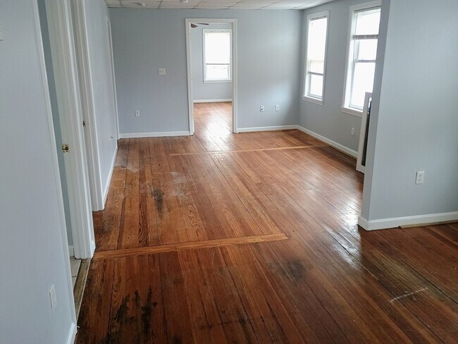 Photo - 14 Randall St Unit 3