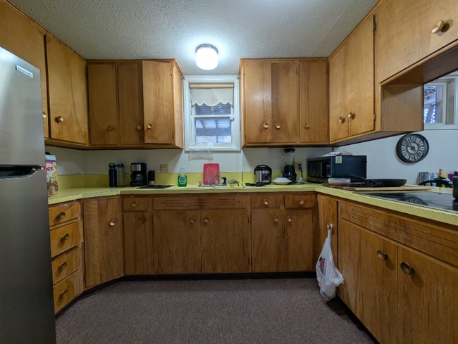 Photo - 2660 Central Ave