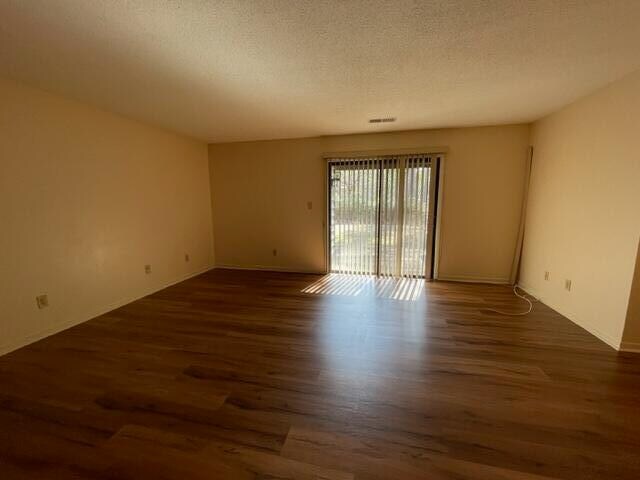 Photo - 118 The Bunkers