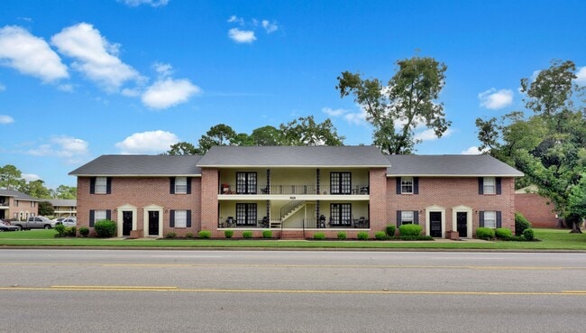 Shoreham Apartments
