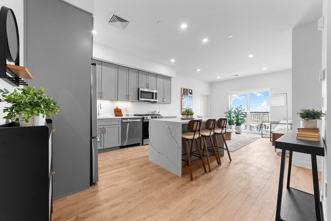 Photo - 500 Talbot Ave Unit 102