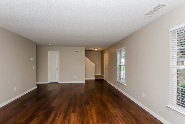 Photo - 10911 Gold Pan Rd