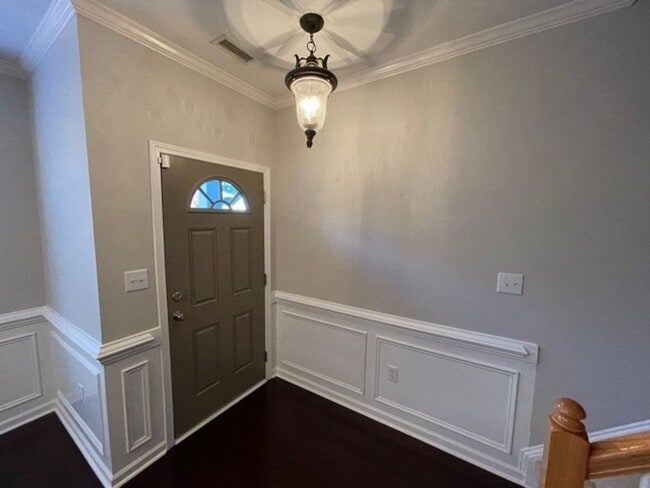 Photo - Prime North Raleigh Townhome with Dual Suites & Community Pool