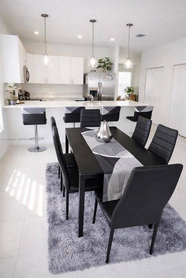 Photo - 12841 SW 243rd St