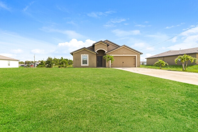 Building Photo - 189 Blackstone Dr