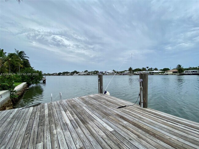 Photo - 265 N Shore Dr