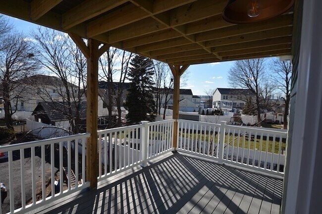 Photo - 35 Lincoln St Unit 2