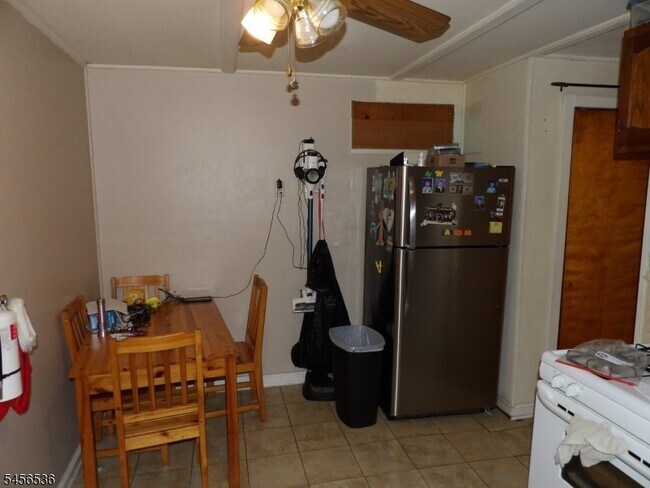 2 Hasbrouck Ave Unit 1