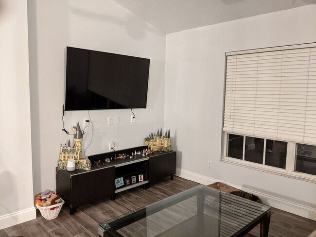 Photo - 4854 Lark Dr