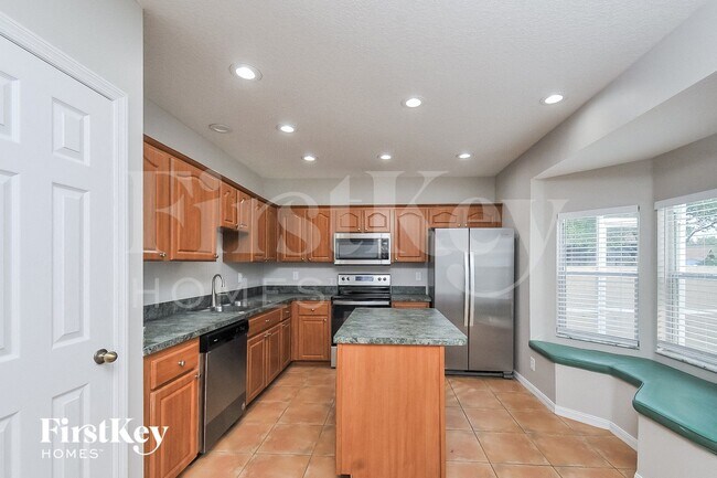 10904 Peppersong Dr