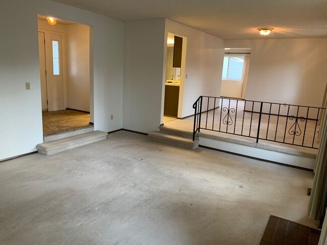 Photo - Spacious 3 bed 2 bath rambler home in Boulevard Lane, Renton