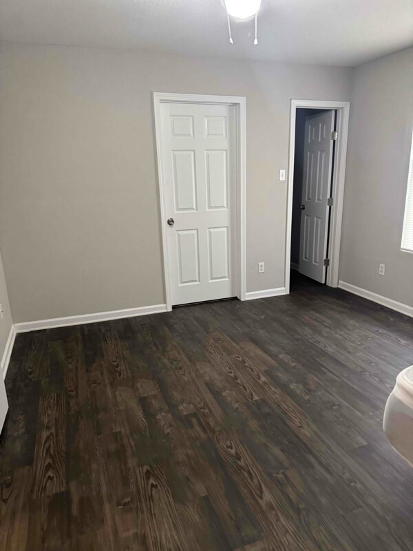 Photo - 23338 High Pt St