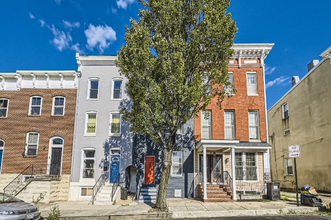 Building Photo - 107 N Chester St