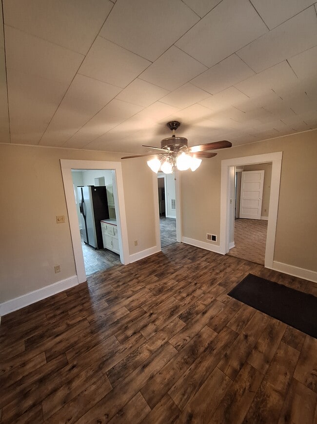 Photo - 5771 Seneca Trail S