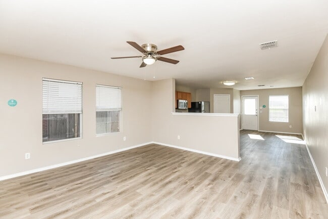 Photo - 12933 Kelly Dr