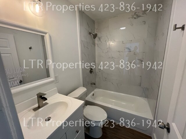 Photo - SIx Unit (1410 E 5th) Unit 3