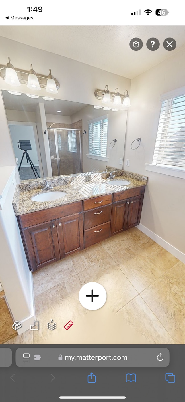 Photo - 246 Bridgewater Ln