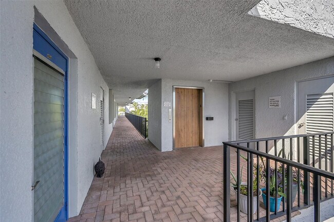 Photo - 14773 Cumberland Dr Unidad 404D