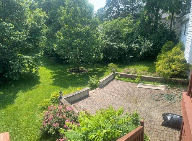 Photo - Spacious Home in Ladue Schools