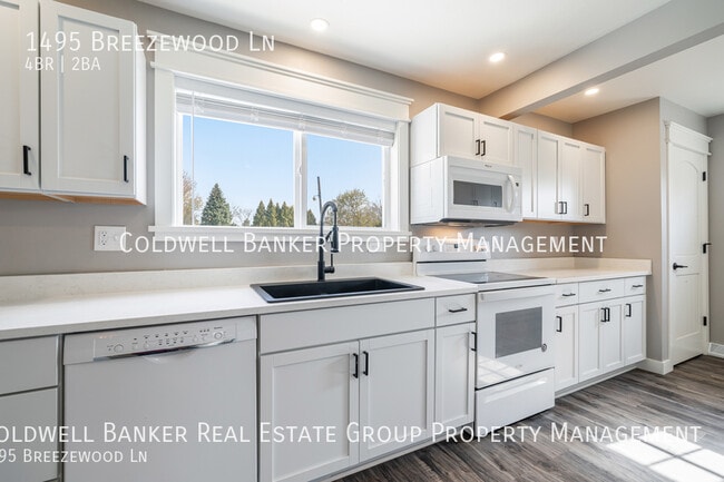 Photo - 1495 Breezewood Ln