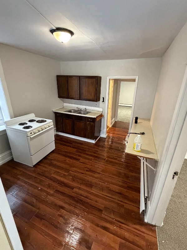 Photo - 114 E 3rd St