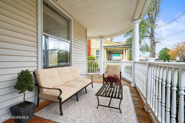 Photo - 50 Peters Pl