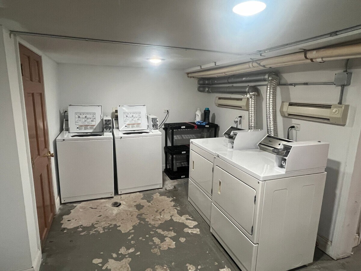 Photo - 1821 N Sheffield