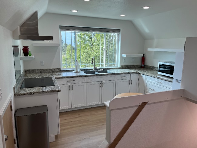 Photo - 6696 Mosquito Rd