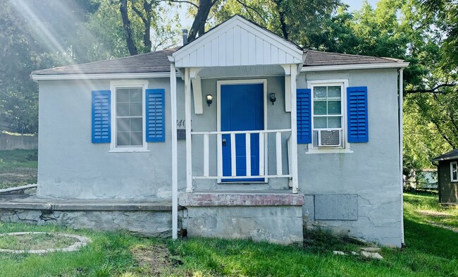 Photo - 11403 E 10th St S House