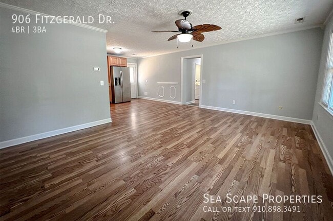 Photo - 906 Fitzgerald Dr