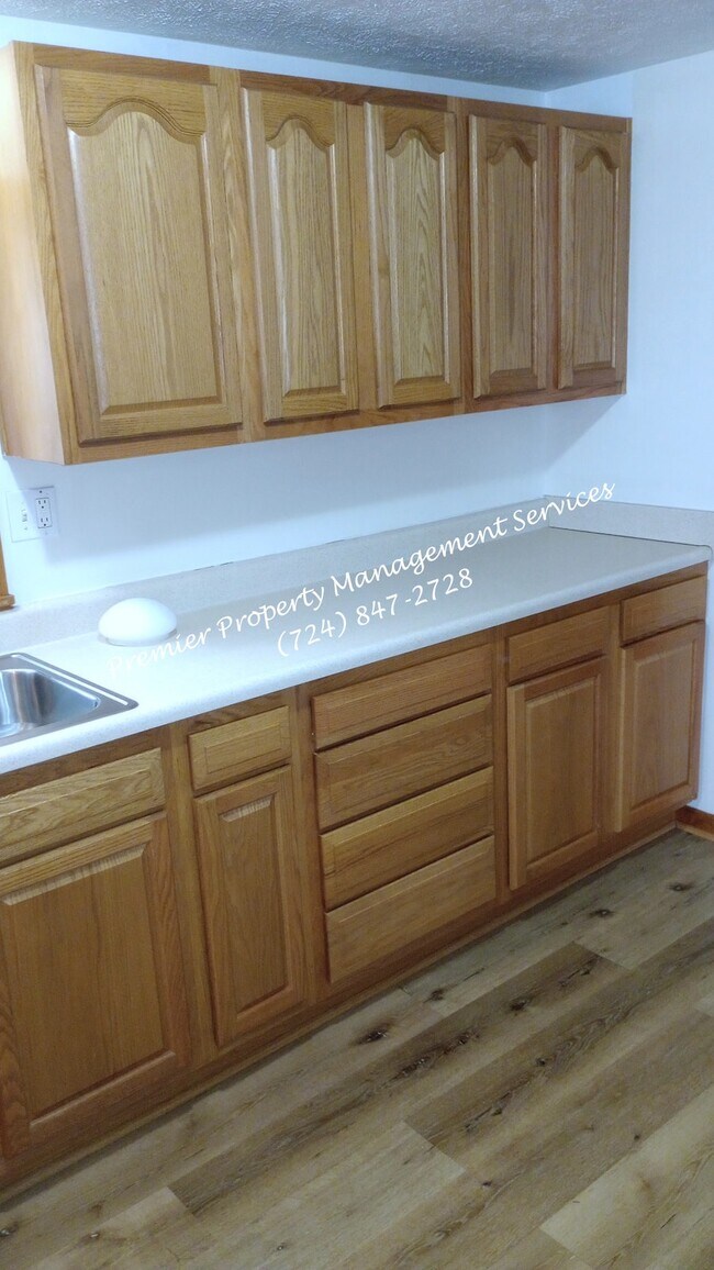 Photo - 1650 Brighton Rd Unit 4