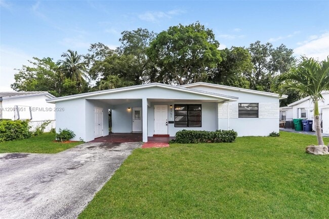 Building Photo - 3751 NW 9th Ct