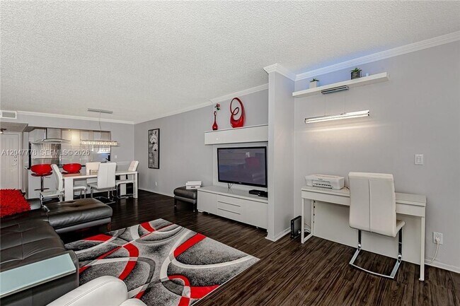Photo - 200 Leslie Dr Unit 926
