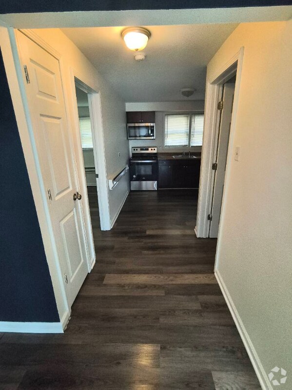 Building Photo - 7617 S Colfax Ave Unit 104 Rental