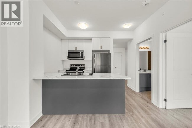 Photo - 460 Dundas St E Unit 809